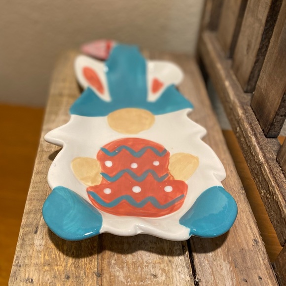 Easter Bunny Gnome Spoon Rest, Gnome Holding An Easter Egg Ceramic Spoon Rest - Picture 12 of 16